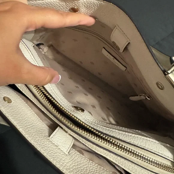 Purse - Picture 3 of 3